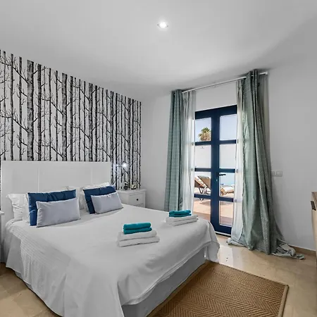 Olivina * Playa Blanca (Lanzarote)