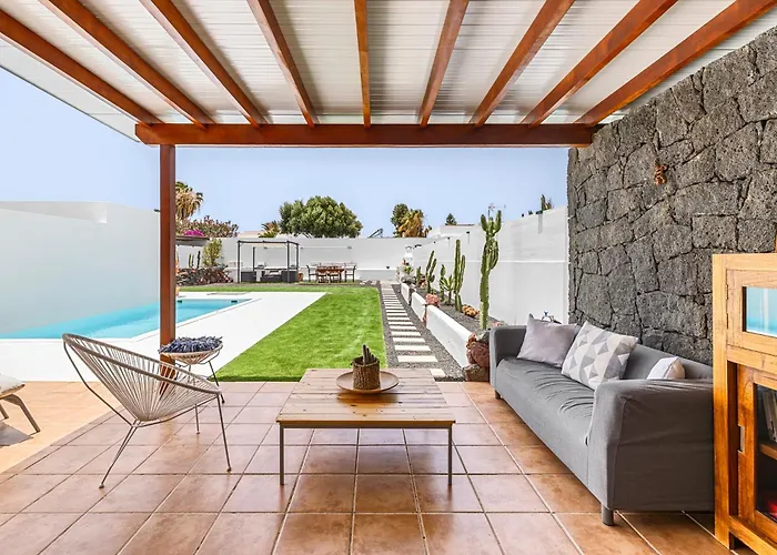 Olivina Villa Playa Blanca